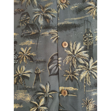 Dtail chemise hawaienne vintage et or
