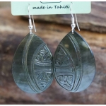 Boucles d'oreilles nacre de Tahiti Maxi Gouttes N11