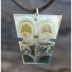 Pendentif Tiki nacre PM N 13