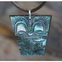 Pendentif Tiki nacre PM N 8