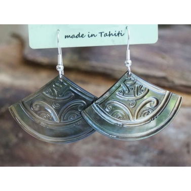 Boucle d'oreille nacre de Tahiti