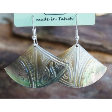 Boucle d'oreille nacre de Tahiti