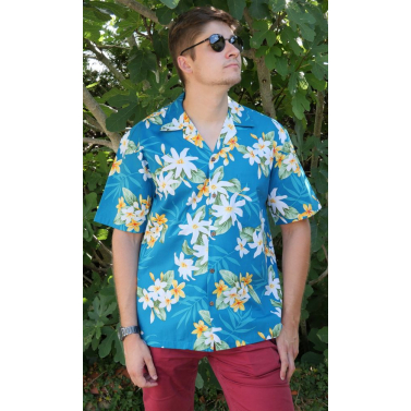 Chemise hawaienne avec des plumeria