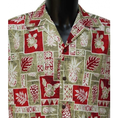 Chemise hawaienne rouge avec des motifs hawaiens 