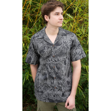 chemise hawaienne tribale