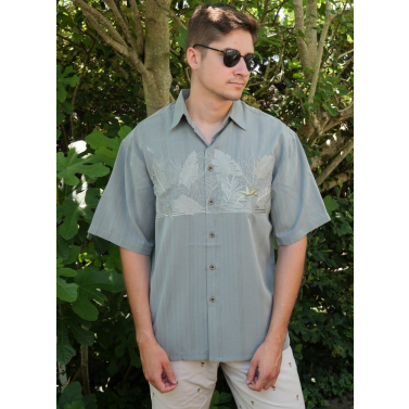 Chemise brode par Bamboo Cay