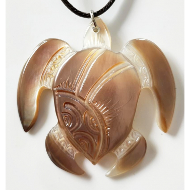 pendentif tortue en nacre de tahiti