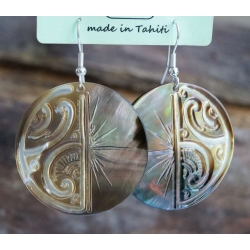 Boucles d'oreilles nacre de Tahiti N° 10