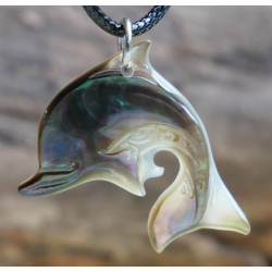 Pendentif Dauphin nacre PM N9