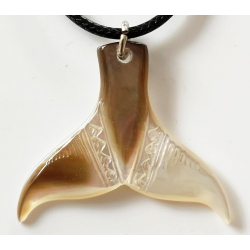 Pendentif Queue de Baleine nacre de Tahiti PM N13