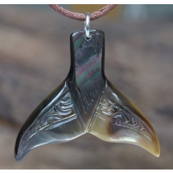 Pendentif Queue de Baleine nacre de Tahiti PM N7