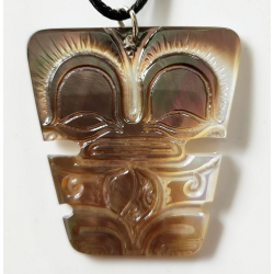 Pendentif Tiki nacre GM N 4