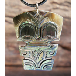 Pendentif Tiki nacre MM N1
