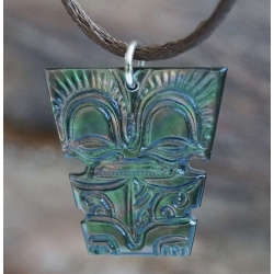 Pendentif Tiki nacre PM N 10