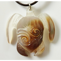 Pendentif tortue nacre PM N10
