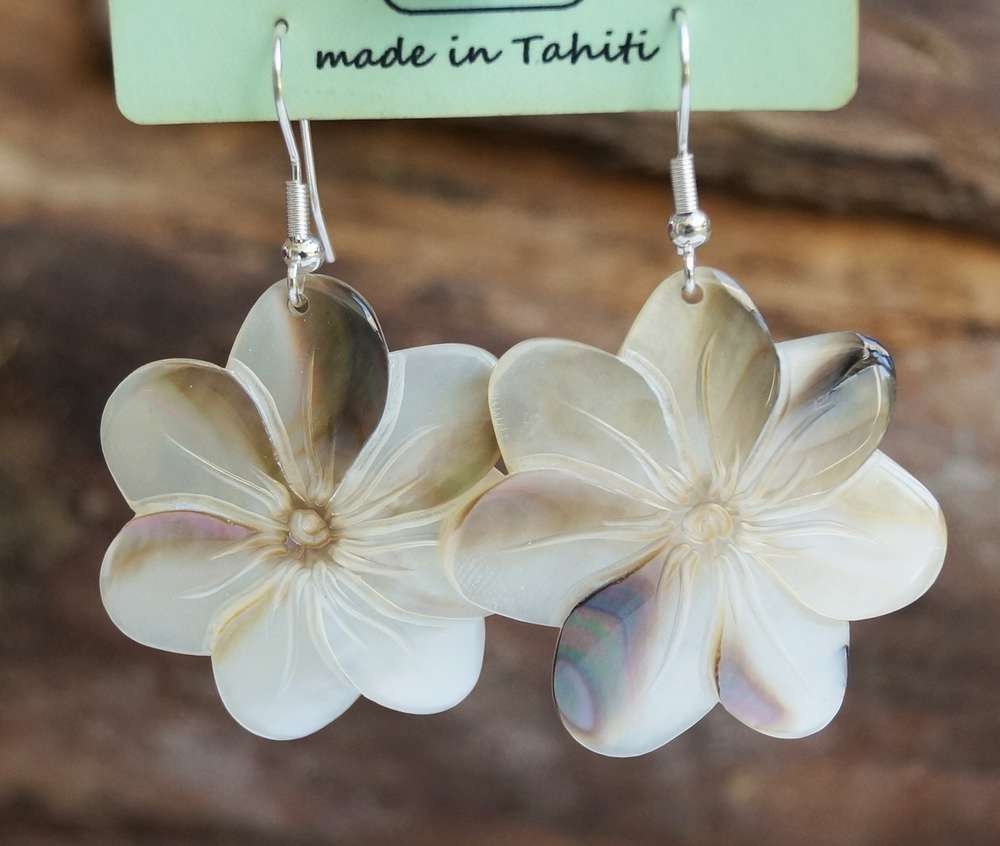 Boucles D'Oreilles Enfant Or 18 Carats Fleur Nacre - Cadeau Naissance Ou Anniversaire Avec Coffret