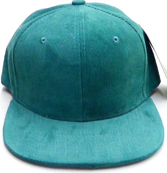 Casquette femme en coton de couleur vert émeraude, un brin vintage. Par