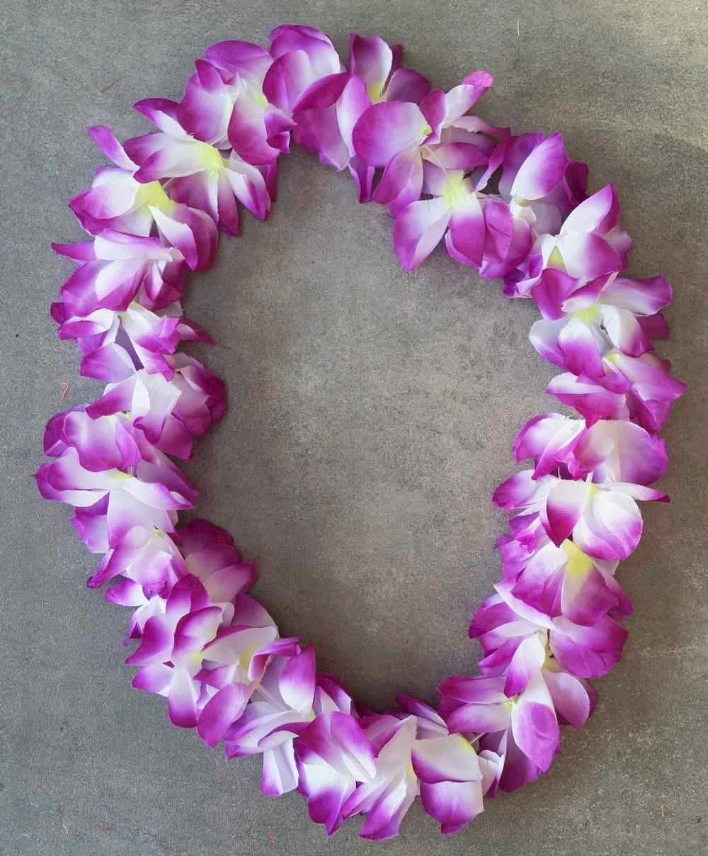 Collier de fleurs tahitien par lot de 15. Couleur violet par