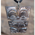 Pendentif Tiki nacre PM N 6