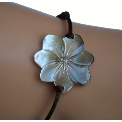 fleur de tiar Nacre de Tahiti 